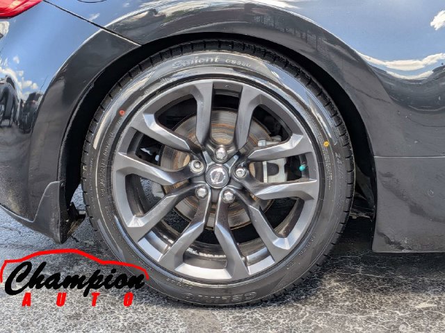 Used 2020 Nissan 370Z Coupe RWD image 12