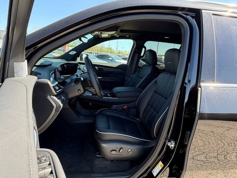 New 2026 Buick Enclave Avenir AWD/4WD image 16