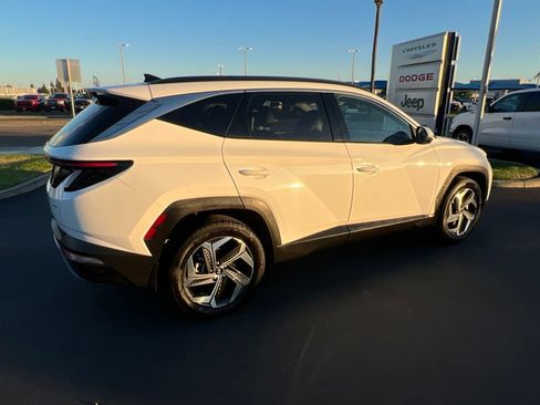 Used 2023 Hyundai Tucson Limited w/ Cargo Package AWD/4WD image 15
