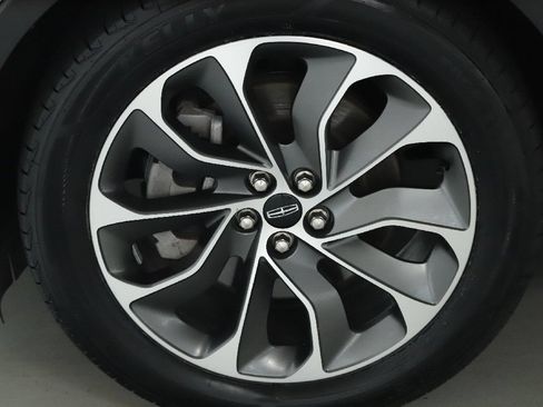 Certified 2023 Lincoln Nautilus Reserve w/ Equipment Group 201A AWD/4WD image 39