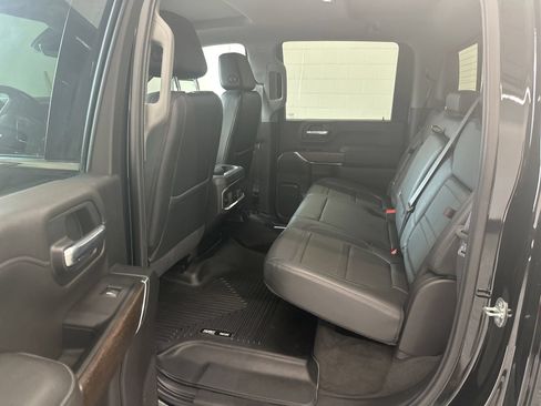 Used 2022 GMC Sierra 2500 Denali w/ Technology Package AWD/4WD image 10