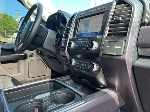 Used 2020 Ford F450 Limited w/ FX4 Off-Road Package AWD/4WD image 32