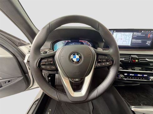Certified 2023 BMW 530i w/ Premium Package RWD image 11
