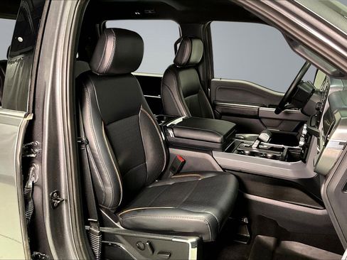 Used 2024 Ford F150 Lariat w/ FX4 Off-Road Package image 30