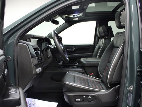 Used 2026 GMC Yukon AT4 Ultimate w/ LPO, Floor Liner Package AWD/4WD image 12