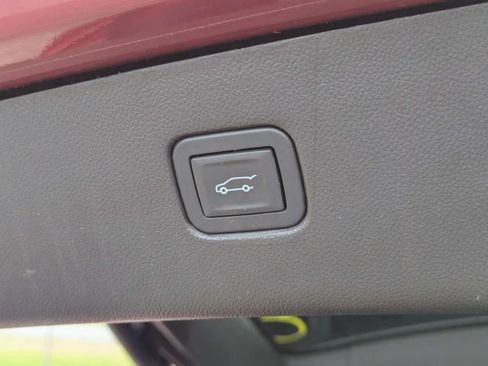 Used 2019 Chevrolet Blazer RS w/ Sun and Wheels Package FWD image 14