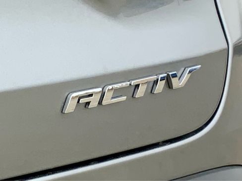Certified 2025 Chevrolet Trax ACTIV image 17