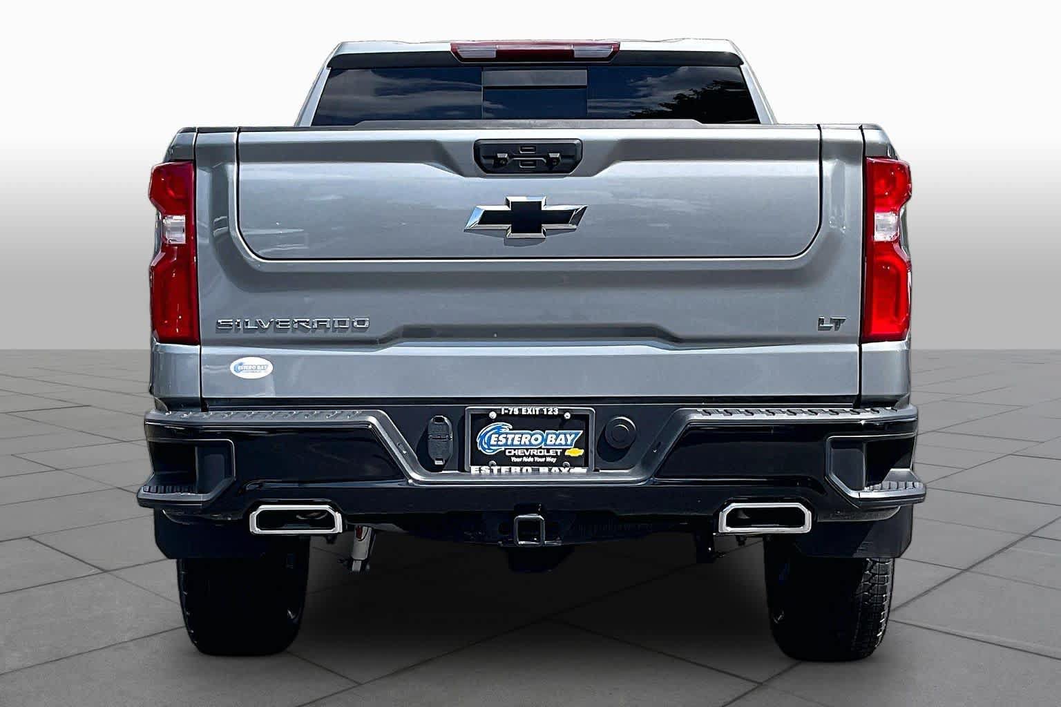 Used 2025 Chevrolet Silverado 1500 LT Trail Boss w/ Convenience Package II AWD/4WD image 8