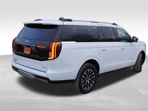 Certified 2025 Ford Expedition Max Platinum image 5