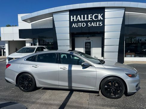 Used 2017 Chevrolet Malibu LT w/ Leather Package FWD image 1