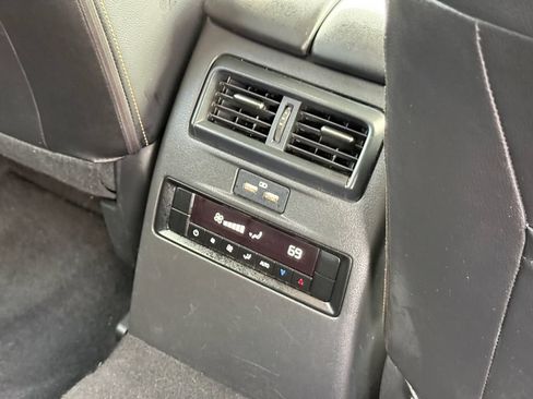 Used 2025 MAZDA CX-90 3.3 Turbo w/ Select Package AWD/4WD image 21