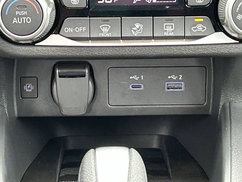 Used 2025 Nissan Versa SR w/ Trunk Package image 16