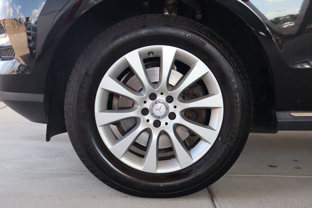 Used 2015 Mercedes-Benz ML 250 BlueTEC 4MATIC image 5