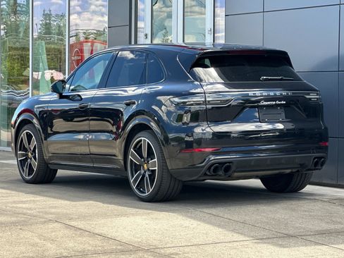 Used 2019 Porsche Cayenne Turbo AWD/4WD image 5