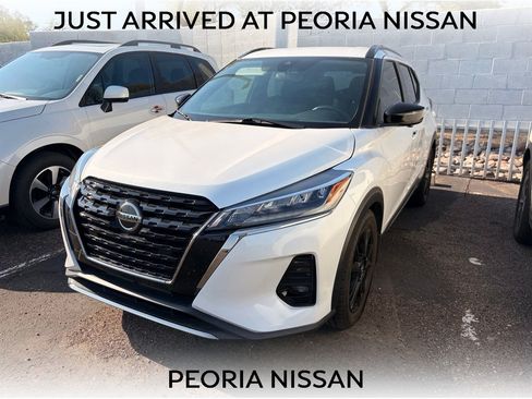Certified 2021 Nissan Kicks SR FWD image 1