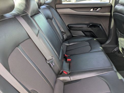 Used 2021 Kia K5 GT-Line image 13
