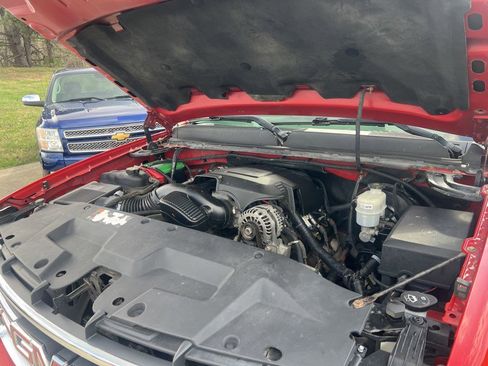 Used 2013 GMC Sierra 1500 SLE w/ Power Tech Package image 11