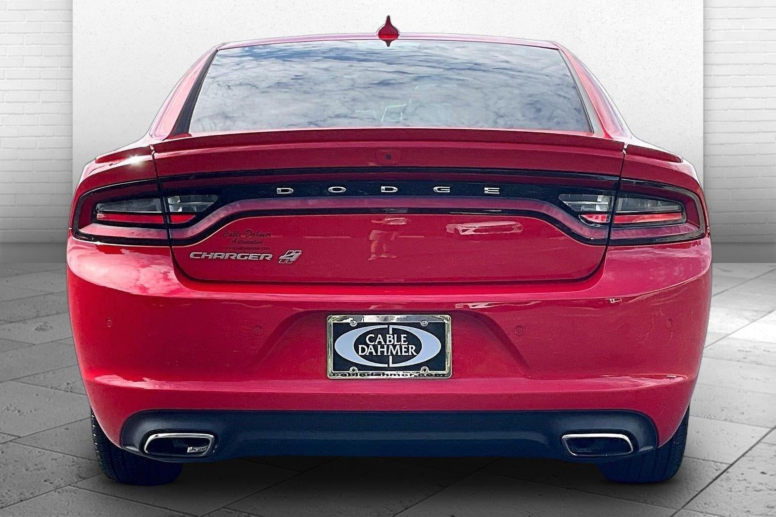 Used 2018 Dodge Charger GT AWD/4WD image 3
