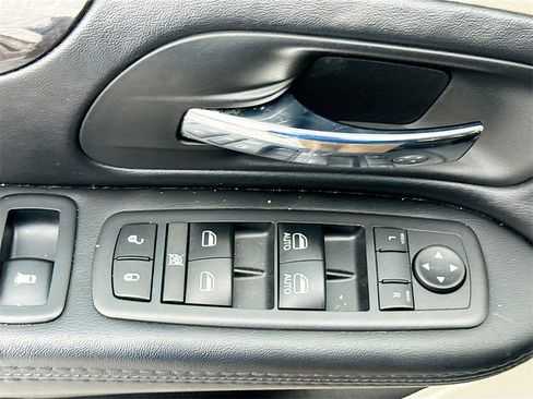 Used 2017 Dodge Grand Caravan SE w/ Power Window Group image 15