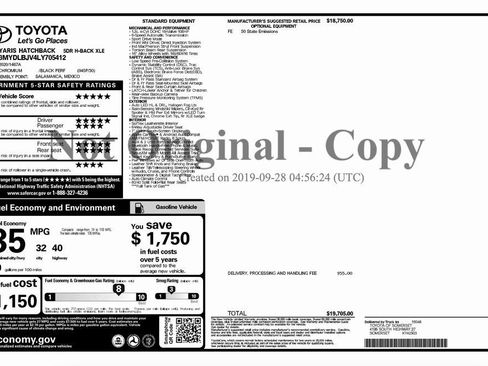 Used 2020 Toyota Yaris XLE image 2