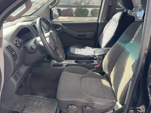 Used 2013 Nissan Xterra PRO-4X image 9