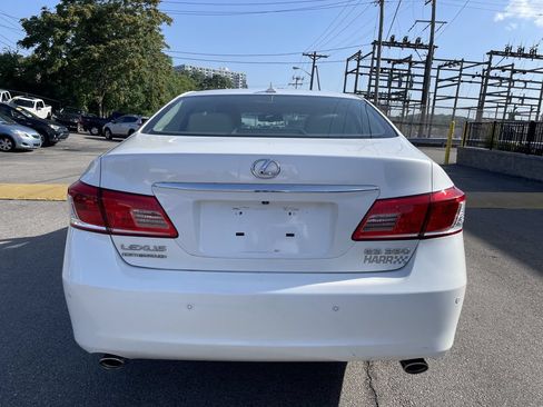 Used 2010 Lexus ES 350 FWD image 4