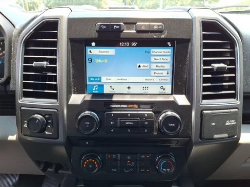 Used 2017 Ford F150 XLT w/ Equipment Group 302A Luxury AWD/4WD image 9