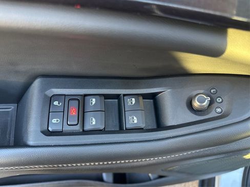 Used 2023 Jeep Grand Cherokee Altitude image 32