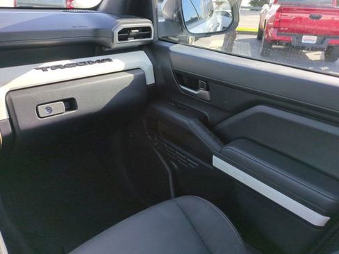 Used 2024 Toyota Tacoma TRD Off-Road AWD/4WD image 18