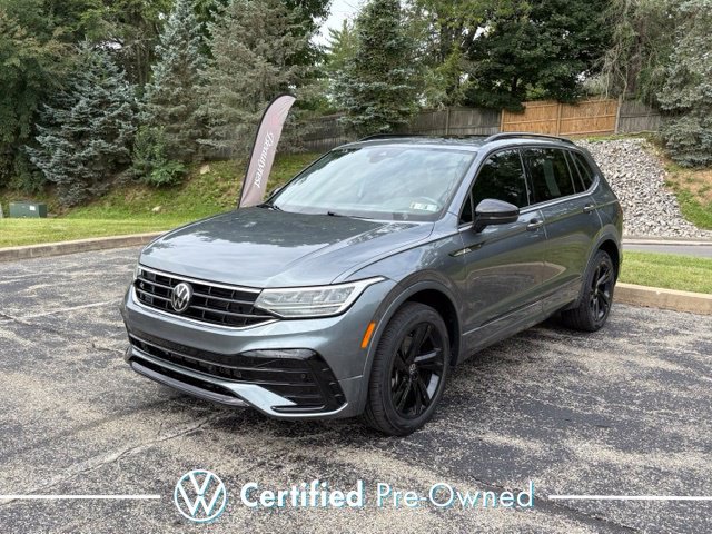 Certified 2023 Volkswagen Tiguan SE R-Line AWD/4WD image 1