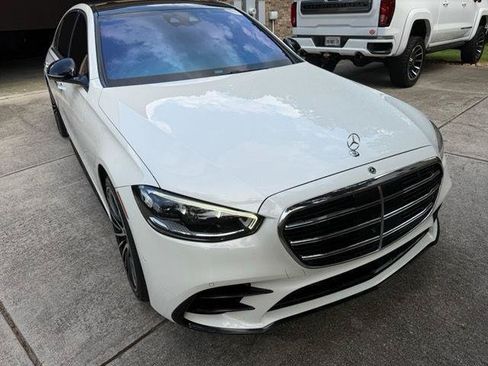 Used 2022 Mercedes-Benz S 580 4MATIC Sedan image 1