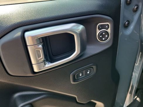 New 2026 Jeep Gladiator Sport AWD/4WD image 15
