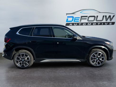 Used 2025 BMW X1 xDrive28i w/ Convenience Package image 11