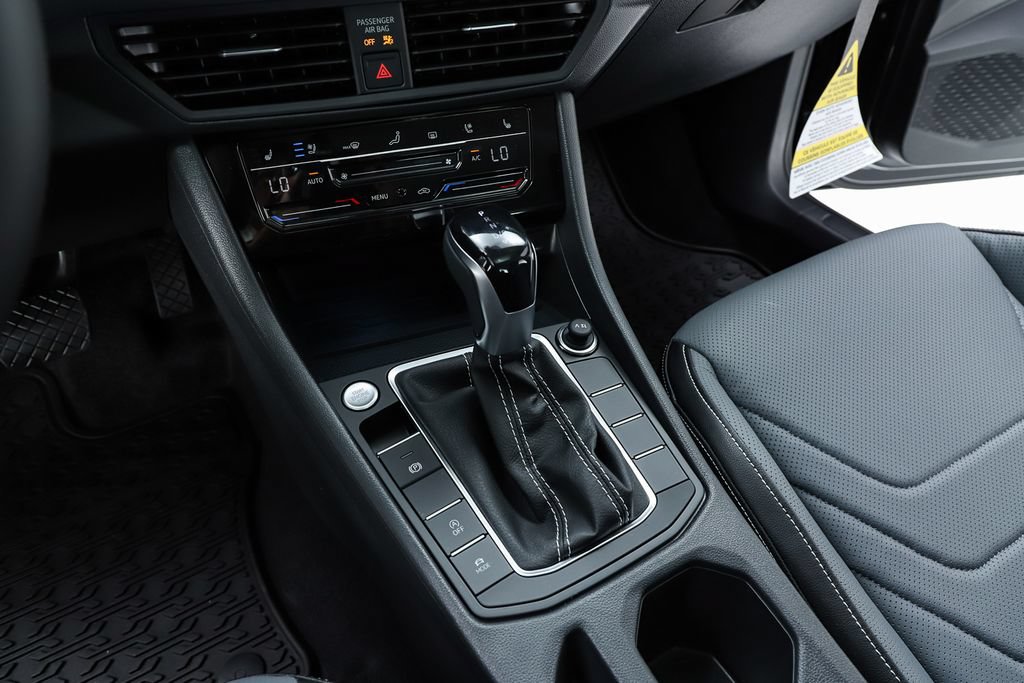 New 2026 Volkswagen Jetta SEL FWD image 24