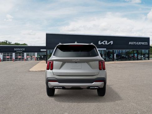 New 2026 Kia Sorento S image 5