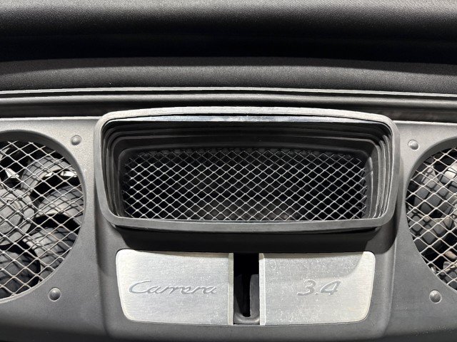 Used 2014 Porsche 911 Carrera 4 AWD/4WD image 7
