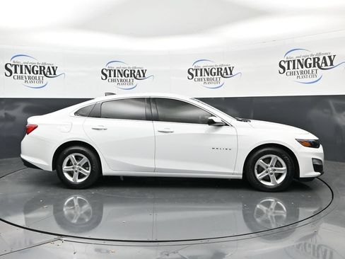 Used 2024 Chevrolet Malibu LS w/ LPO, Floor Liner Package FWD image 8