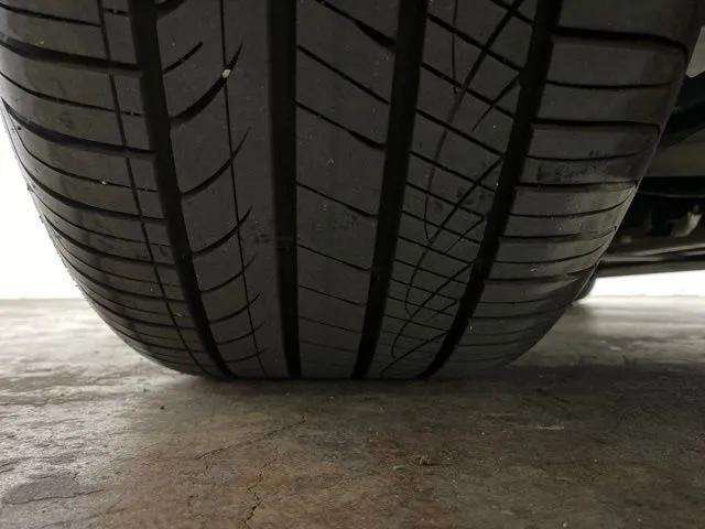 Used 2023 Mercedes-Benz S 500 4MATIC w/ AMG Line image 98