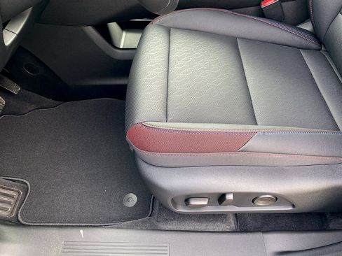 New 2026 Chevrolet Equinox RS w/ Safety and Technology Package FWD image 26