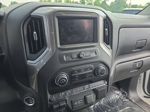 Used 2024 Chevrolet Silverado 1500 W/T w/ WT Value Package AWD/4WD image 22