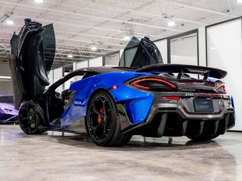 Used 2019 McLaren 600LT RWD image 25