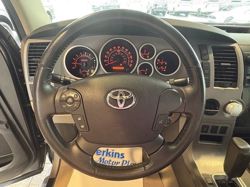 Used 2010 Toyota Tundra 2WD CrewMax image 12