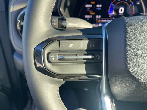 Certified 2026 Chevrolet Colorado ZR2 w/ Technology Package image 22