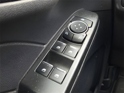 Used 2025 Ford Escape ST-Line Elite w/ Class II Trailer Tow Package image 21