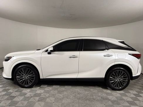 Certified 2024 Lexus RX 350 FWD w/ Convenience Package image 3