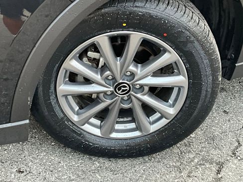 Used 2022 MAZDA CX-5 AWD 2.5 S w/ Preferred Package image 2