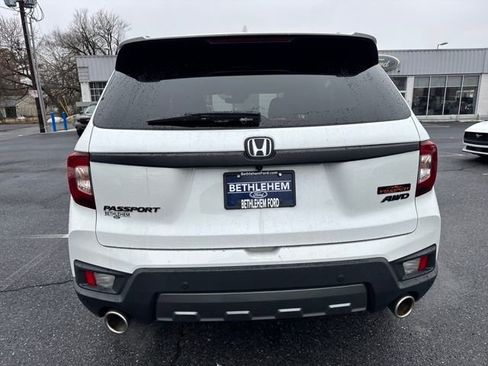 Used 2022 Honda Passport TrailSport image 4