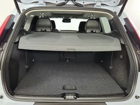 Used 2026 Volvo XC40 B5 Plus w/ Climate Package AWD/4WD image 74