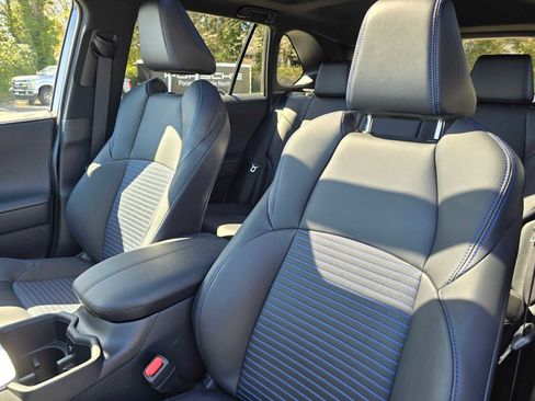 Used 2025 Toyota RAV4 XSE w/ Advanced Technology Package image 21