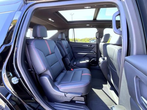 Certified 2024 Chevrolet Traverse RS w/ LPO, Floor Liner Package image 18